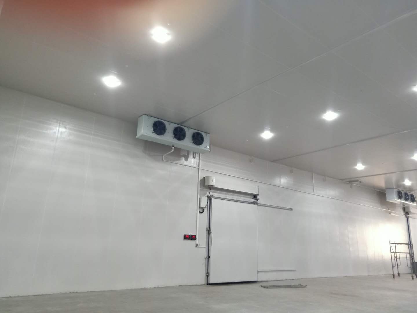 上海運(yùn)杰供應(yīng)鏈低溫冷鏈物流冷庫(kù)安