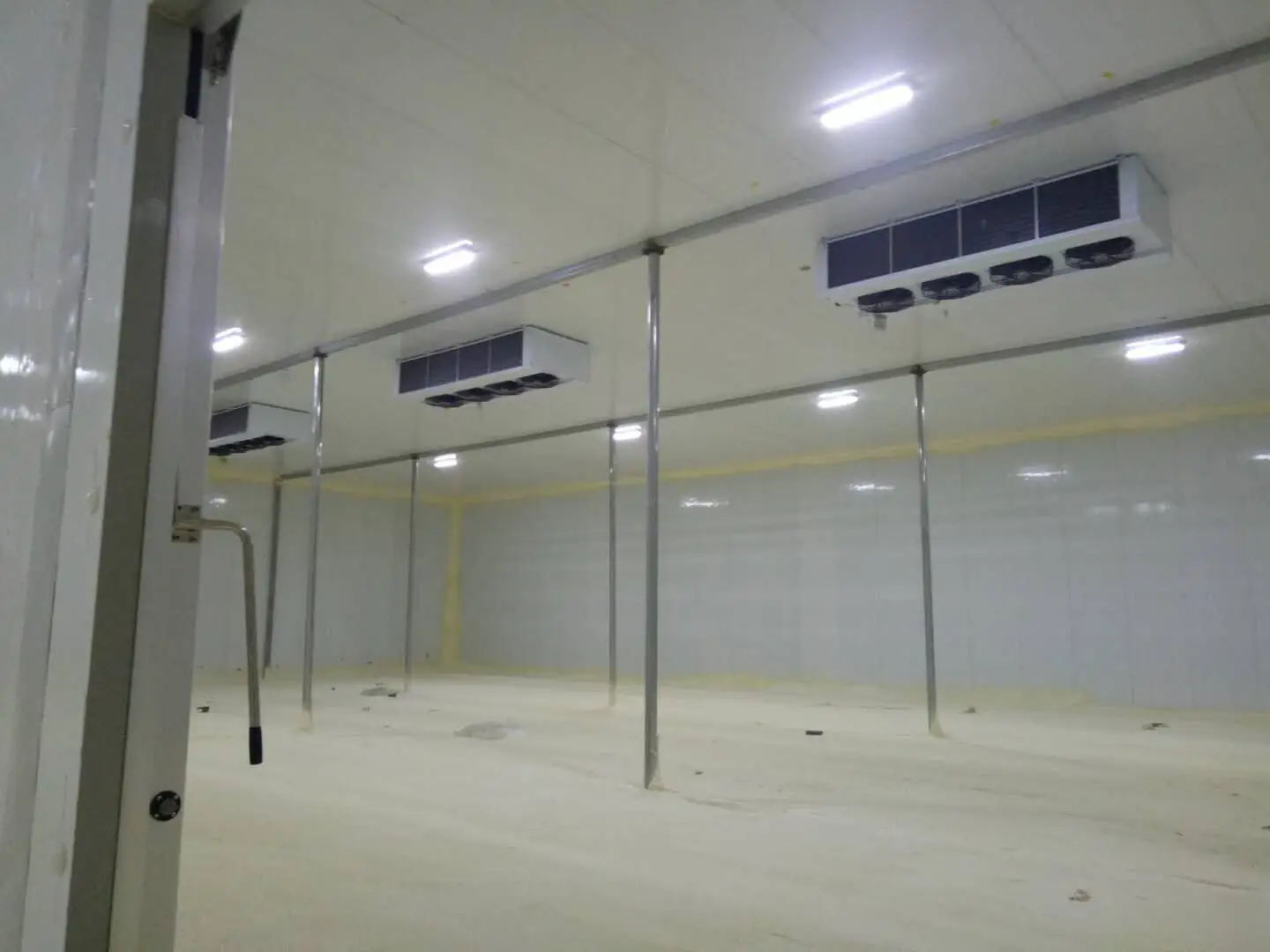 上海麗薦生鮮電商雙溫冷庫(kù)安裝設(shè)計(jì)