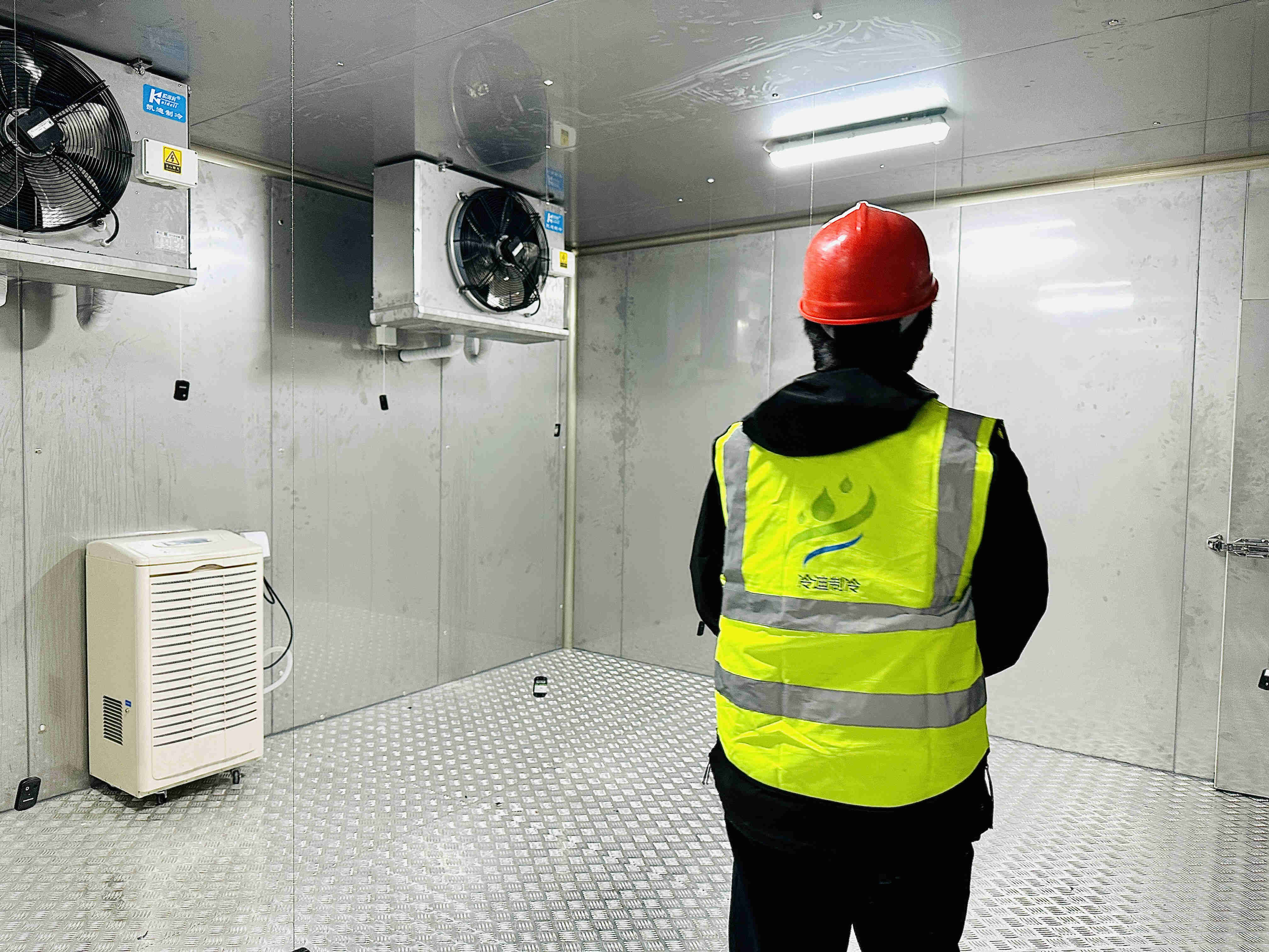 安裝一座標(biāo)準(zhǔn)化智慧醫(yī)藥冷庫(kù)造價(jià)多少錢？